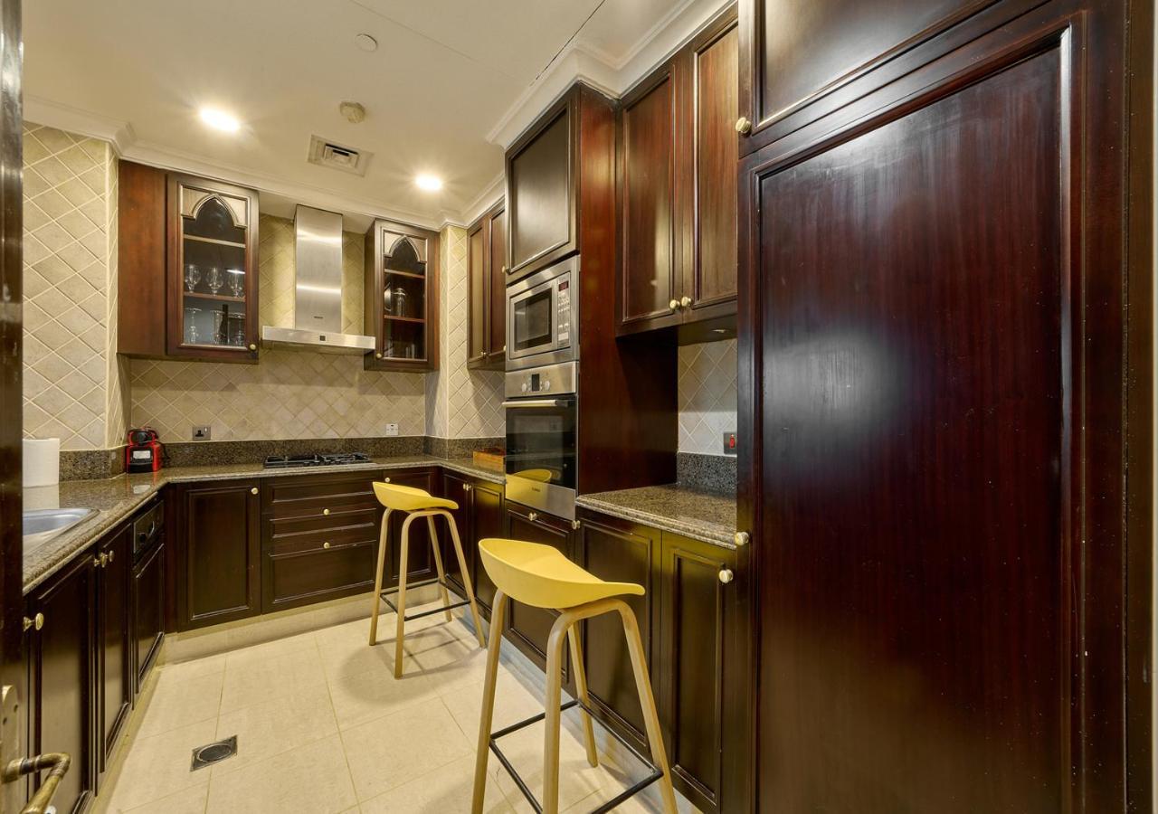 Burj Khalifa Partial View Peak Living Luxury 2Br Souk Al-Bahar Beside Dubai Mall-Golden Homes Exterior foto