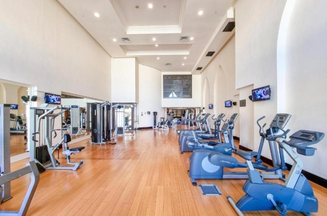 Burj Khalifa Partial View Peak Living Luxury 2Br Souk Al-Bahar Beside Dubai Mall-Golden Homes Exterior foto